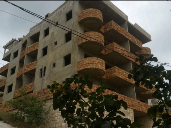 (شقق قيد الإنشاء للبيع (حبوب جبيل