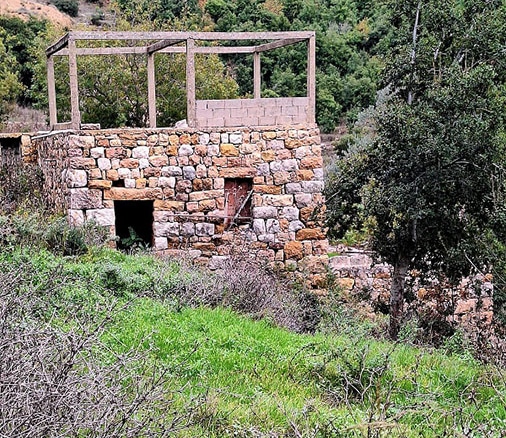 Old House for Sale Ghineh Kesserwan 4 Lands Total Area 6950Sqm House Area 100Sqm